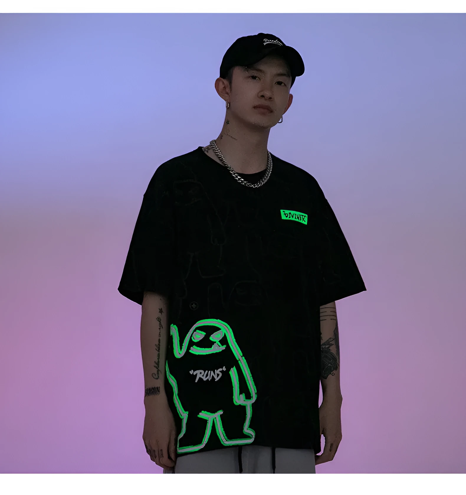 Bear print glow-in-the-dark short-sleeved cotton t-shirt for men and women, black colour, loose fit, round neck