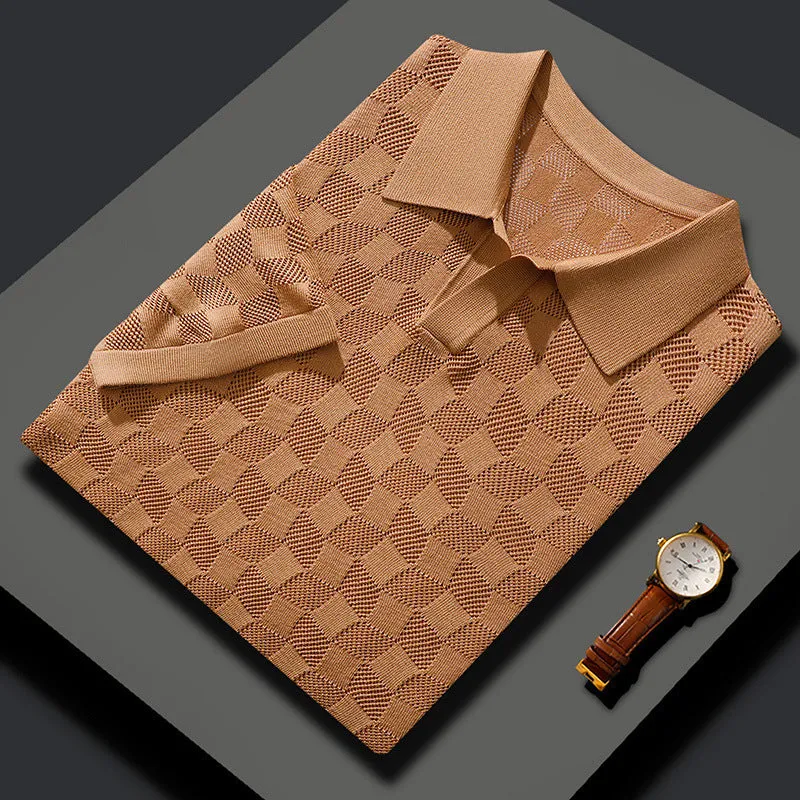 Man wearing a camel-coloured short sleeve sweater with lapels, made from mulberry silk.