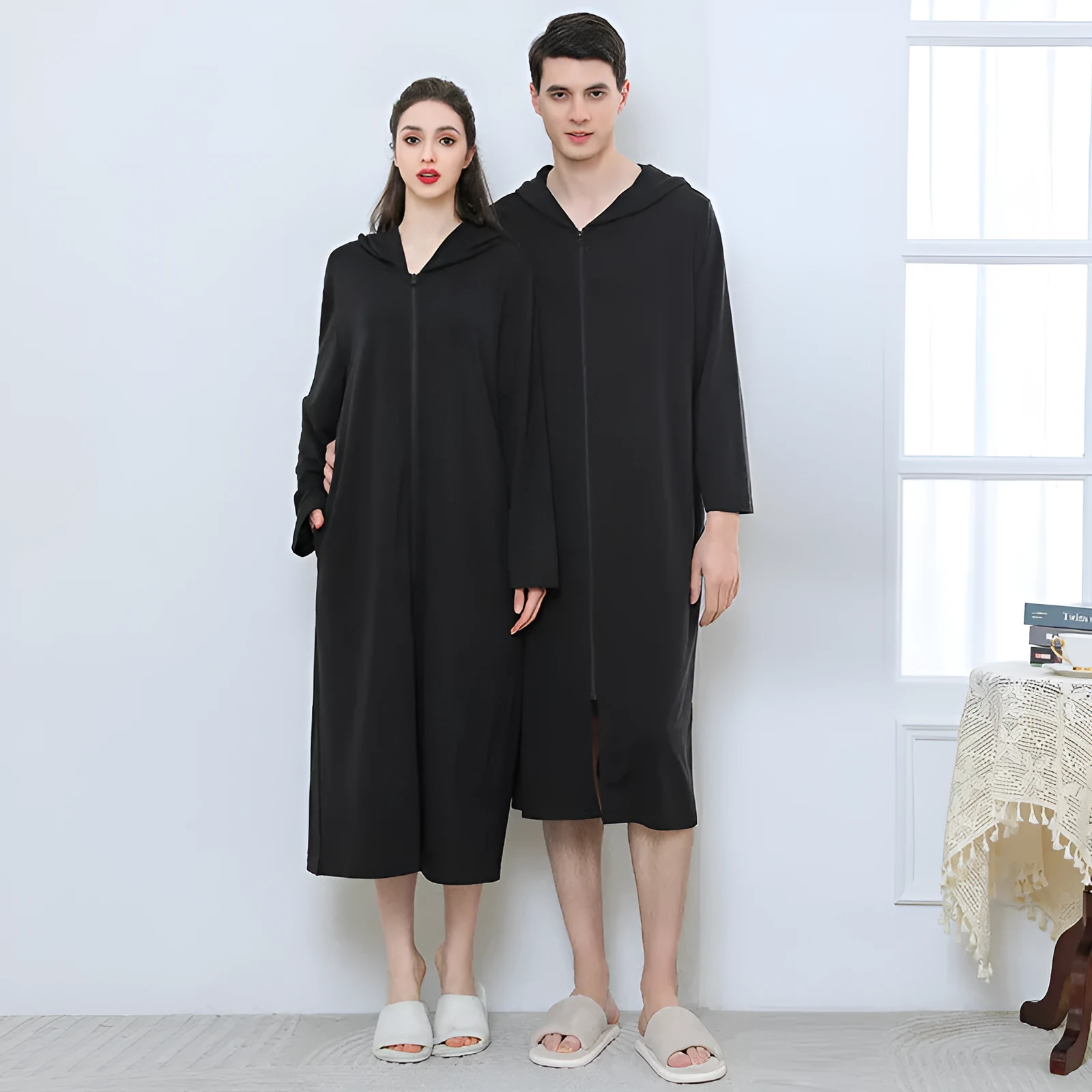 Hooded zipper bathrobe set for couples in thin polyester, available in multiple colours