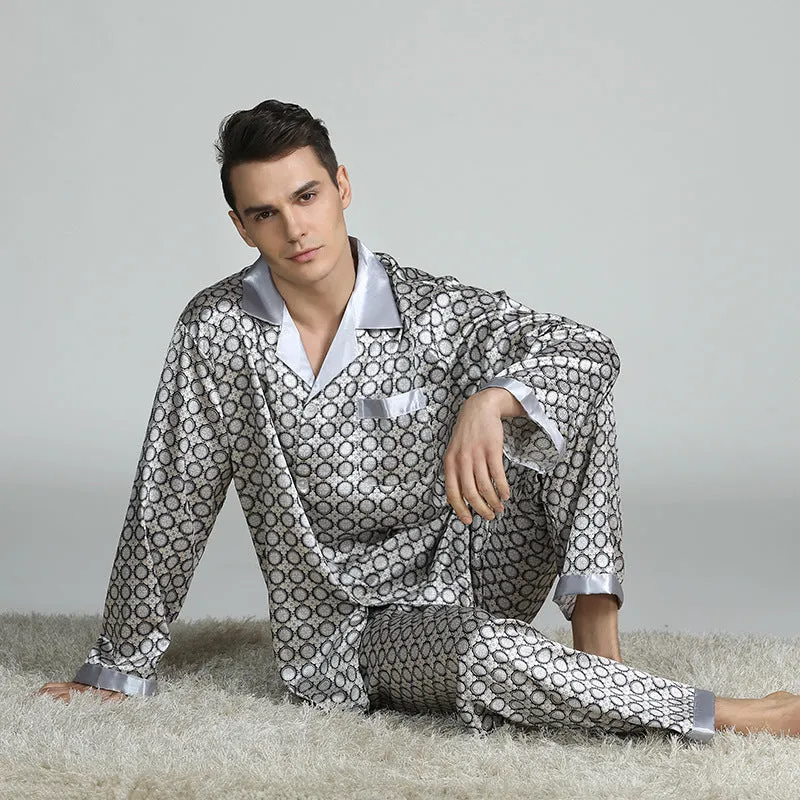 Men's printed long-sleeved pajama suit in imitation silk polyester fiber, cardigan style with V-neck lapel collar and matching trousers