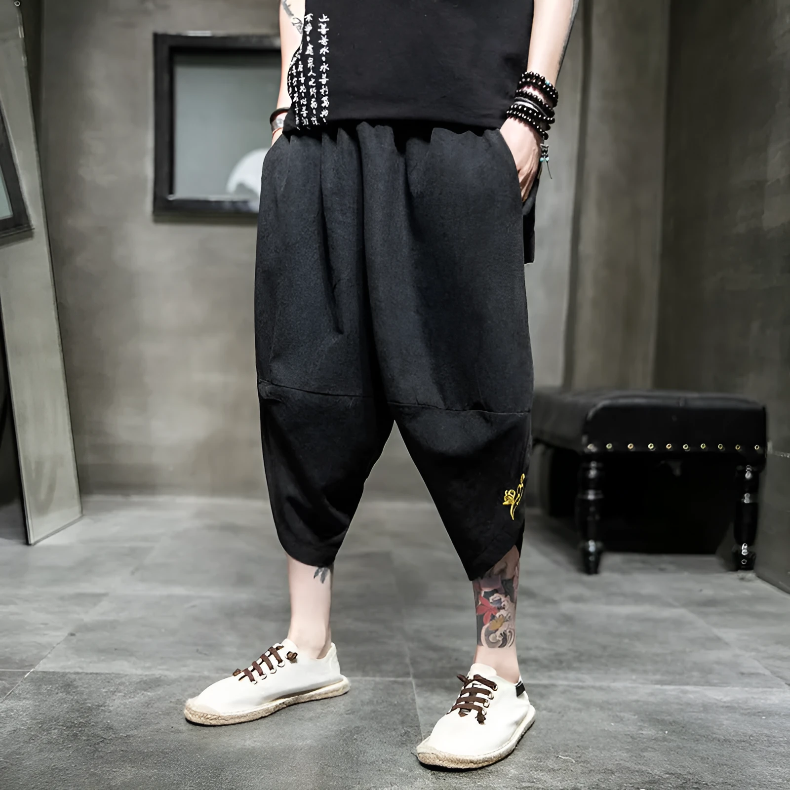 Casual ice silk harem pants in black, loose fit cropped length polyester fibre summer trousers for women