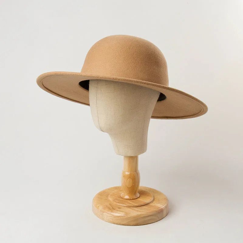 Wool fisherman hat with tie-dye pattern in khaki colour, adjustable size
