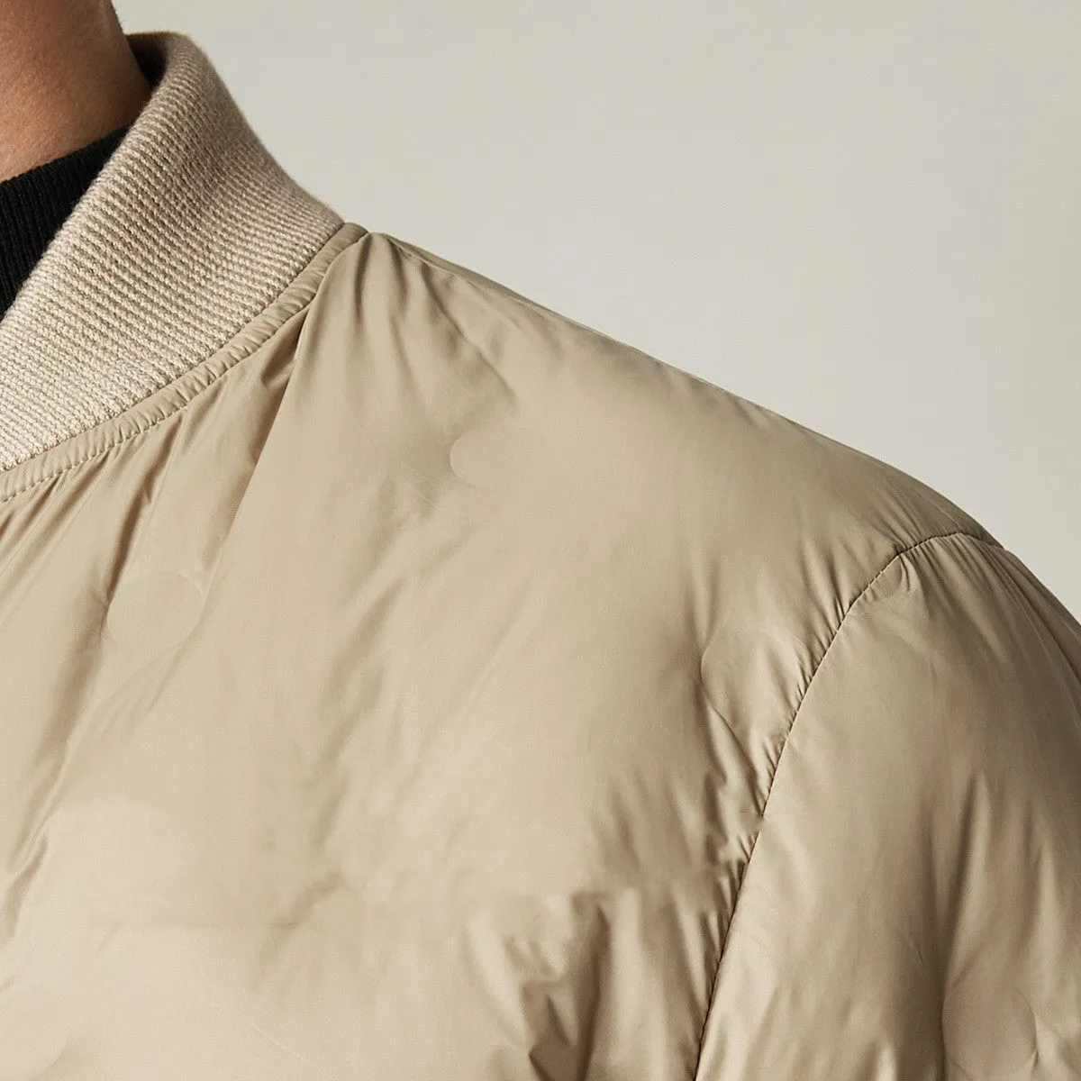 Men's winter baseball collar light down jacket in black, gray duck down, stand-up collar, zip placket