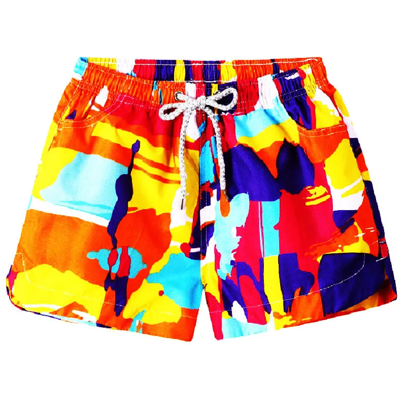 Men's loose five-point beach shorts in colourful feather print on thin cotton fabric