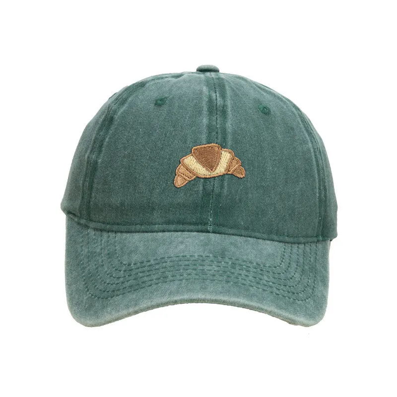 Washed cotton adjustable baseball cap in dome crown style for men and women outdoor leisure