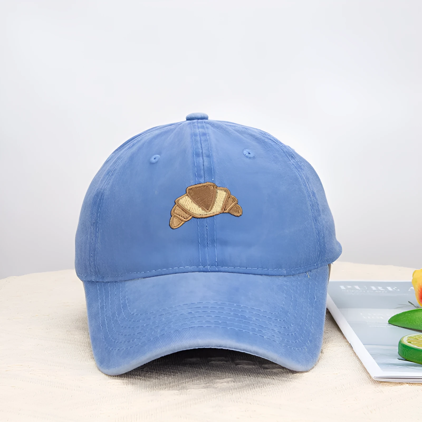 Washed cotton adjustable baseball cap in dome crown style for men and women outdoor leisure