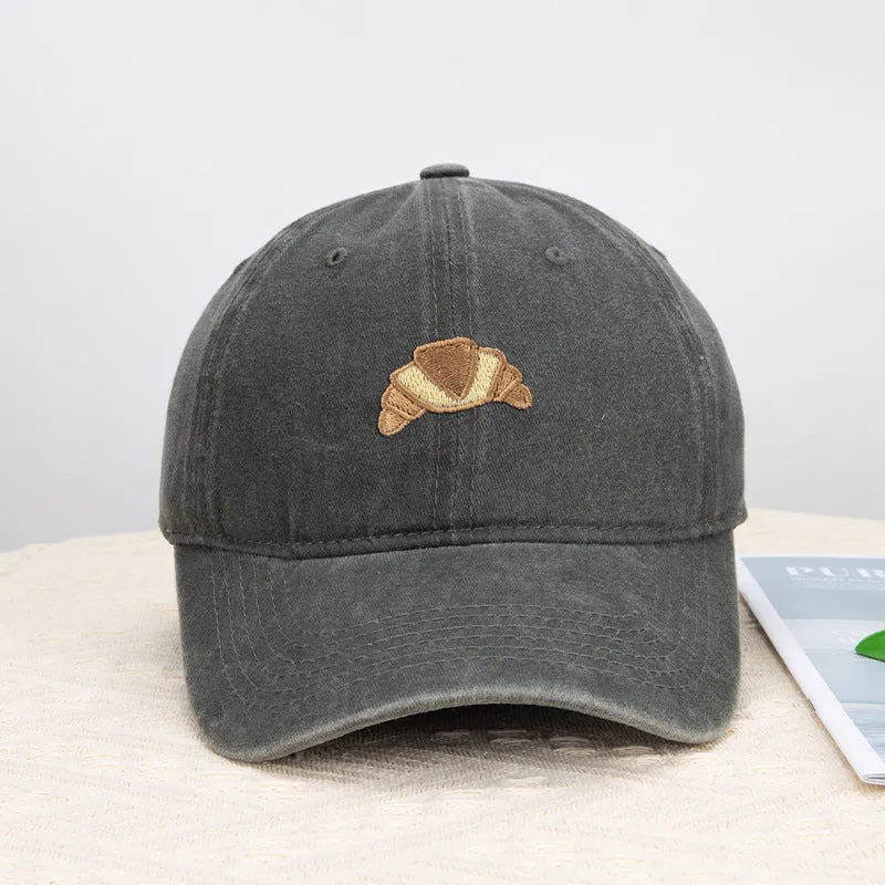 Washed cotton adjustable baseball cap in dome crown style for men and women outdoor leisure