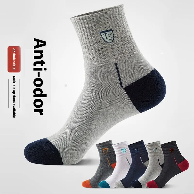Sports mid-calf basketball deodorant men's socks in tube style with simple design and breathable fabric.