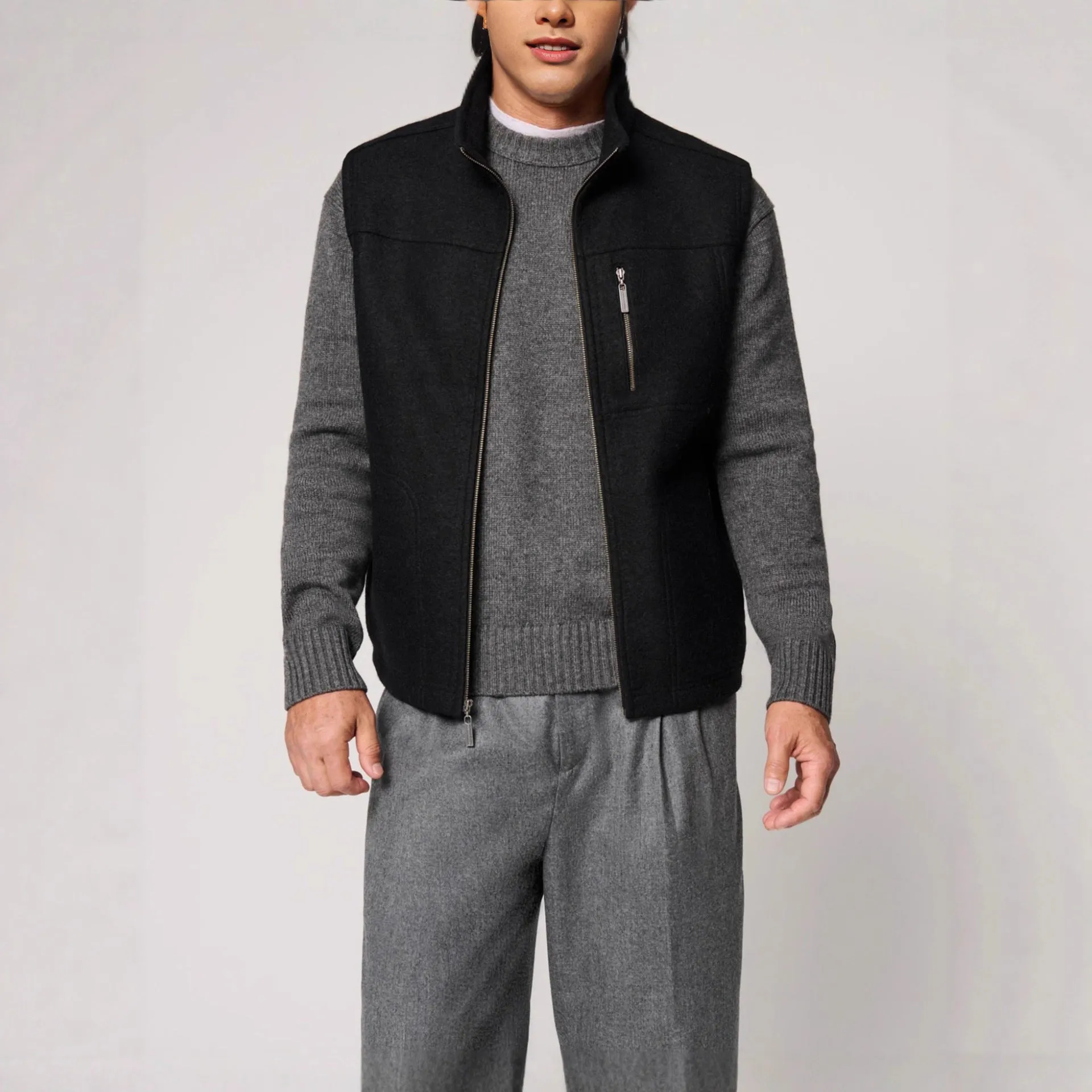 Men's fine autumn and winter blended thermal zipper vest in black, solid colour with zip front