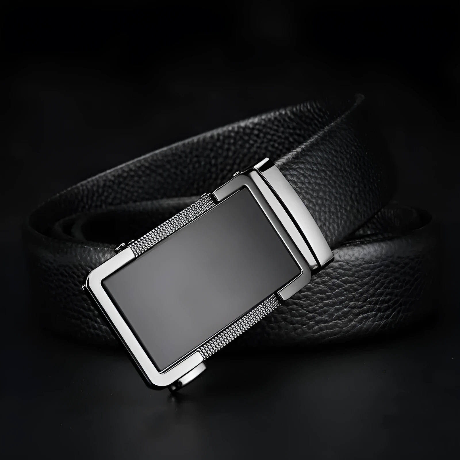 Men's automatic buckle leather belt in gun black, silver, or gold colour showing the alloy clasp and standard 2-4cm width.