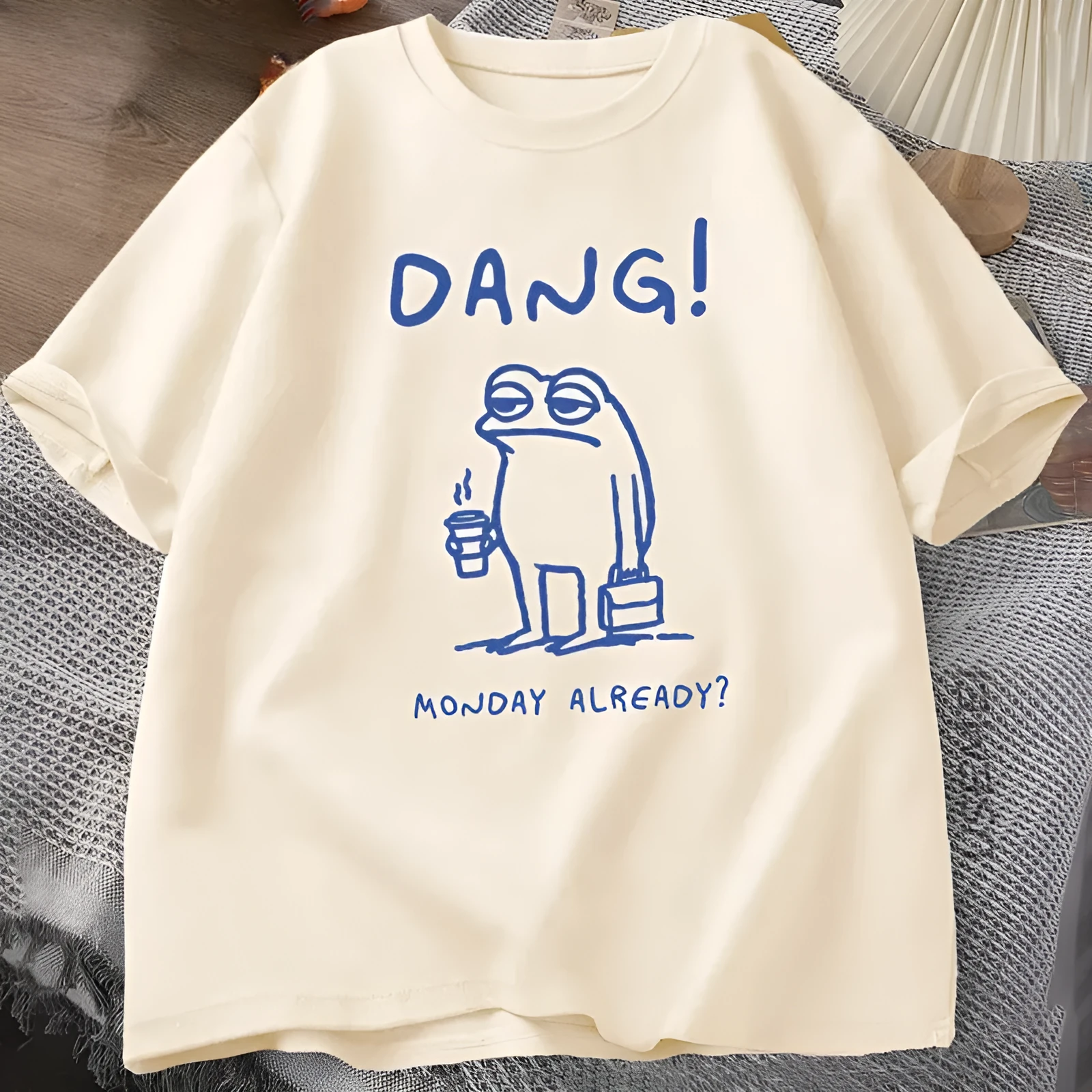 Cotton printed short sleeve T-shirt for women in loose fit, available in seven colours and sizes S-XXXL