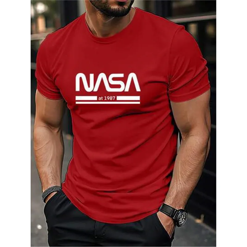 Men's slim-fit cotton short sleeve t-shirt in multiple colours with straight cut design