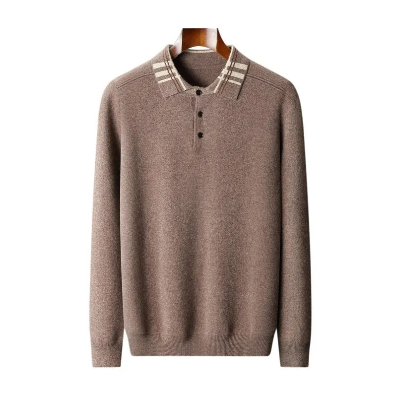 Men's loose-fit cashmere knitted pullover in coffee, with lapel collar and long sleeves, front view.
