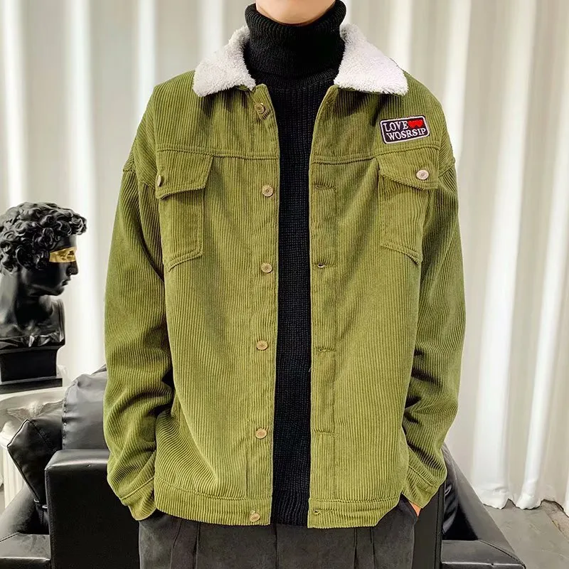 Men's loose-fit corduroy workwear jacket in khaki colour with regular sleeves and stick pocket