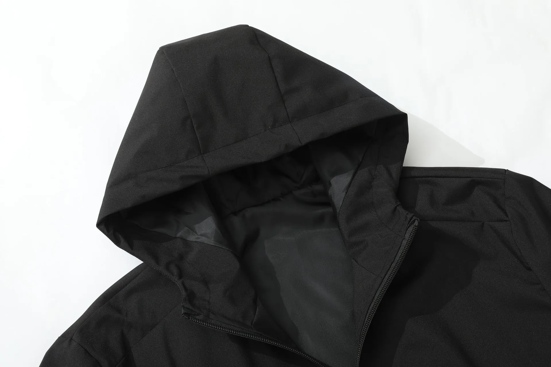 Outdoor wild jacket in black, long sleeves, 100% polyester for spring and autumn wear