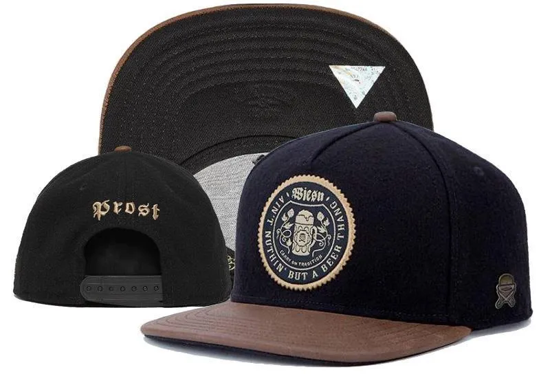 Cotton snapback baseball cap with adjustable back, black colour, side view