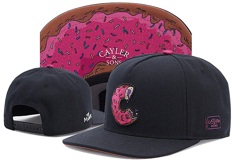 Cotton snapback baseball cap with adjustable back, black colour, side view