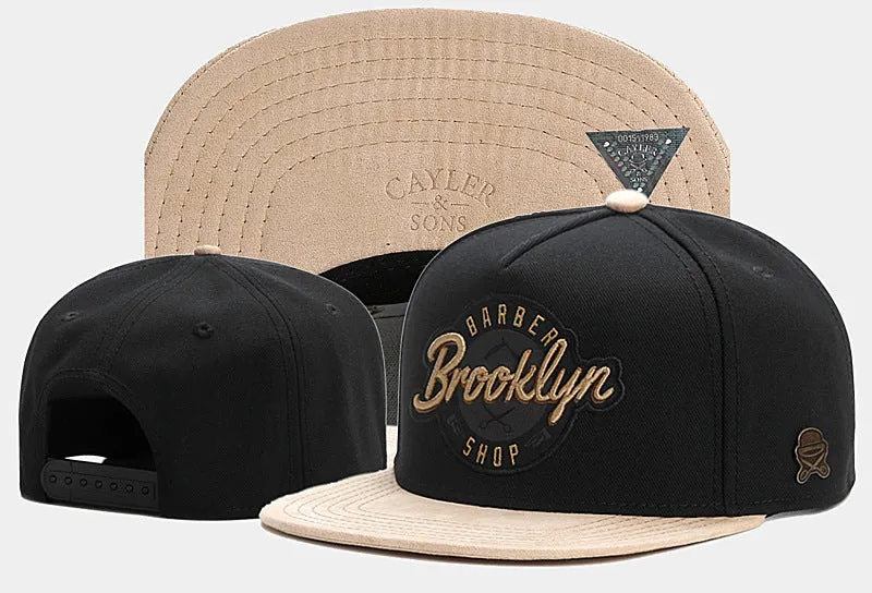 Cotton snapback baseball cap with adjustable back, black colour, side view