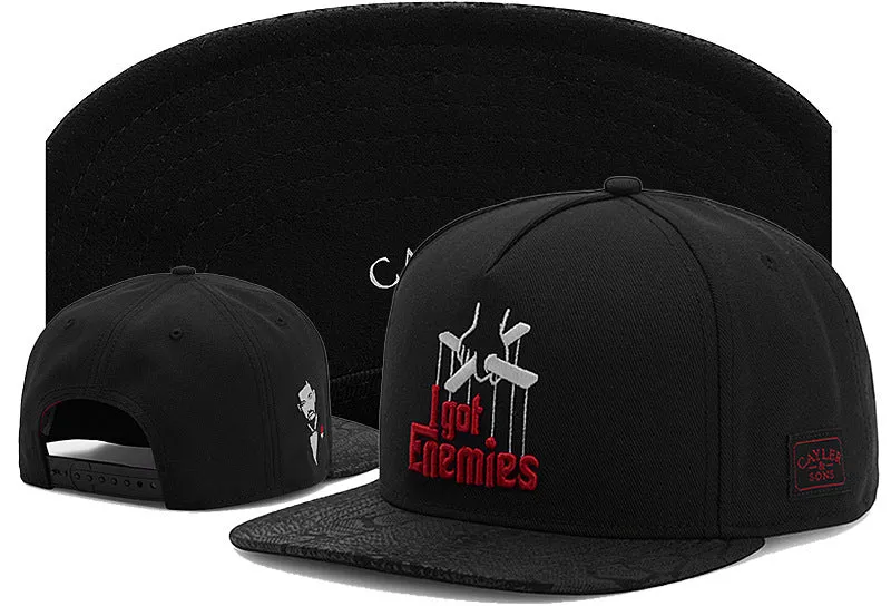 Cotton snapback baseball cap with adjustable back, black colour, side view
