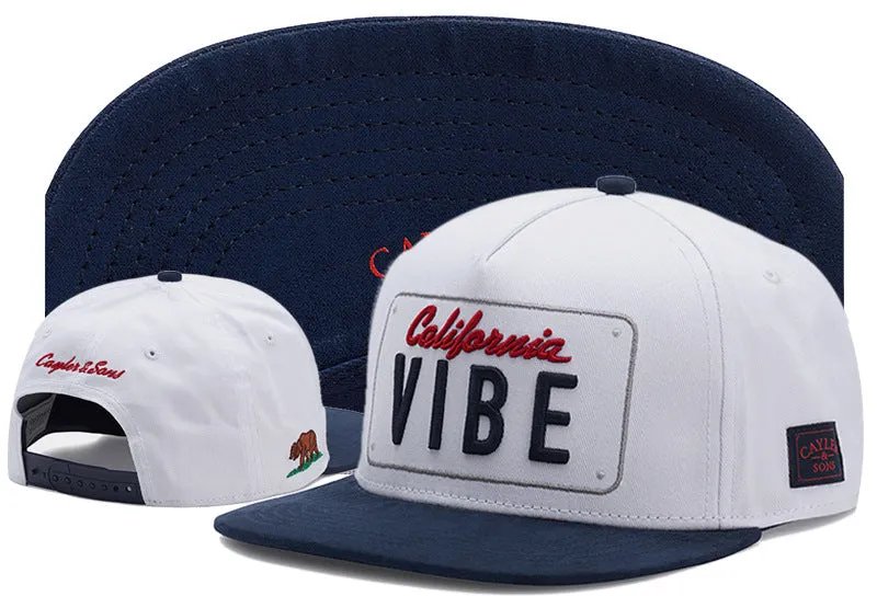 Cotton snapback baseball cap with adjustable back, black colour, side view
