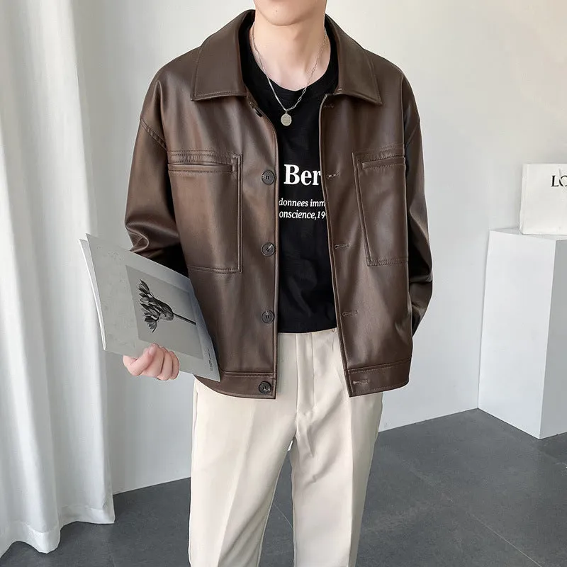 Men's short PU leather jacket with retro lapels, ruffle detailing, and side seam pockets in brown colour