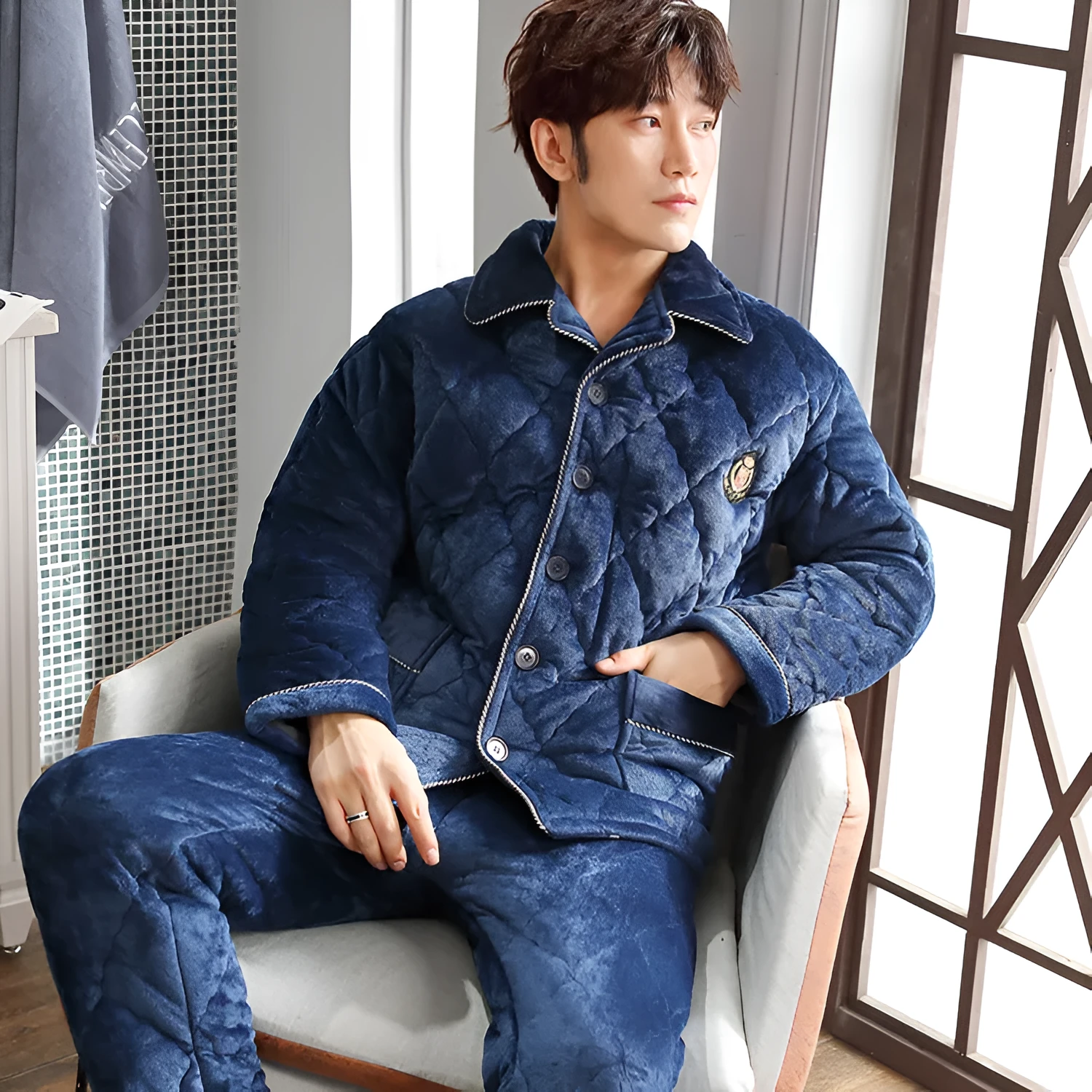 Winter thick flannel men's pyjama suit set in Army Green with lapel V-neck long sleeve top and matching trousers