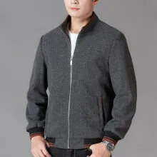 Men's grey woolen fleece autumn coat with long sleeves and size stick pockets on a sports style.