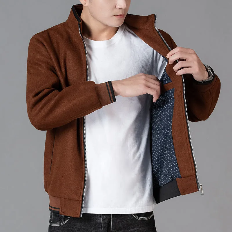 Men's grey woolen fleece autumn coat with long sleeves and size stick pockets on a sports style.