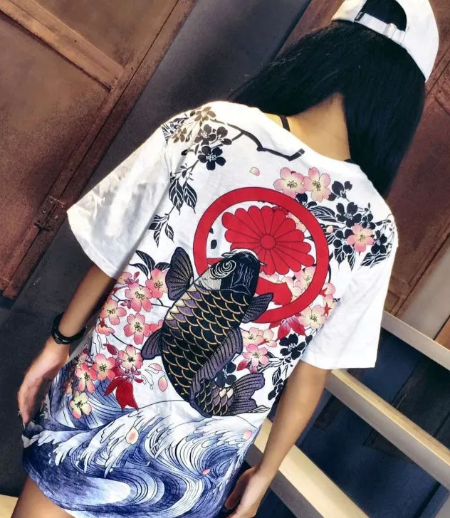 White casual cotton T-shirt with a squid graphic print on the front