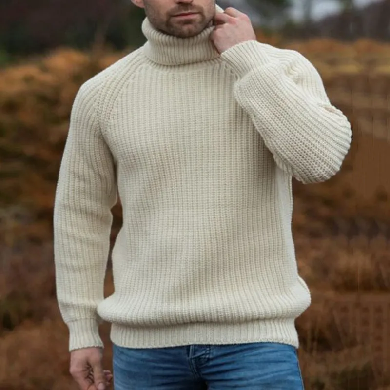 Beige loose fit turtleneck sweater for winter with long sleeves and acrylic fibre blend.