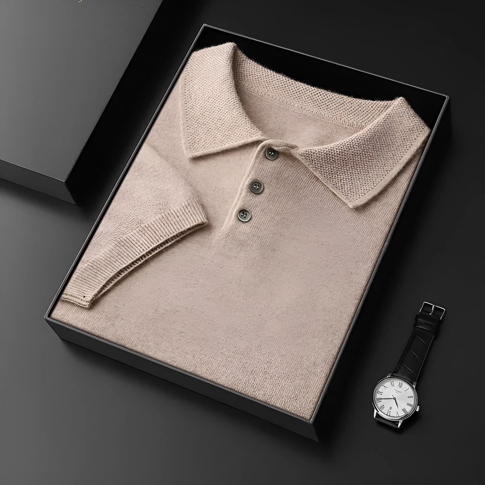 Men's cashmere polo collar elbow-sleeve top in light camel, loose fit pullover style