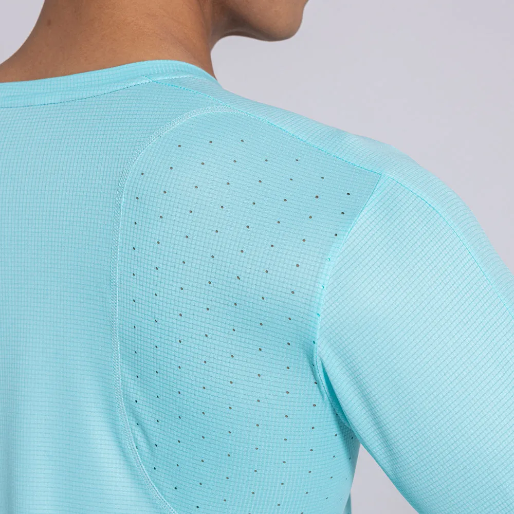 Solid colour men's polyester running top in sky blue, front view, quick-dry fabric for fitness
