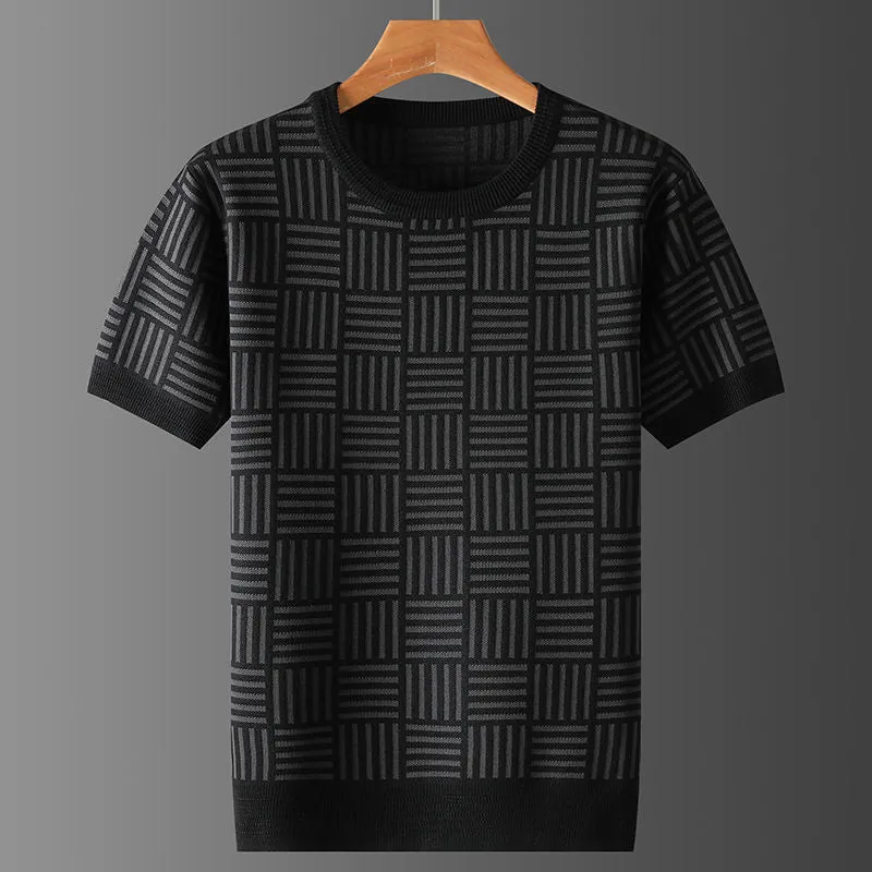 Plus size men's round neck knitwear sweater in brown, short sleeves, pullover style