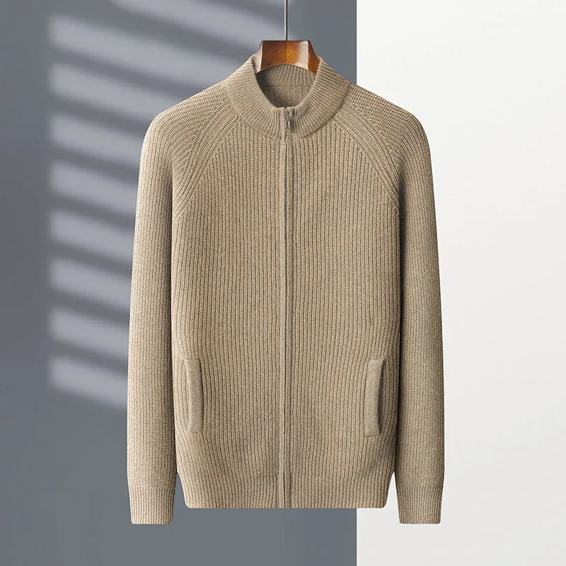 Men's half turtleneck zipper cardigan in solid colour with long sleeves and standard wool yarn construction