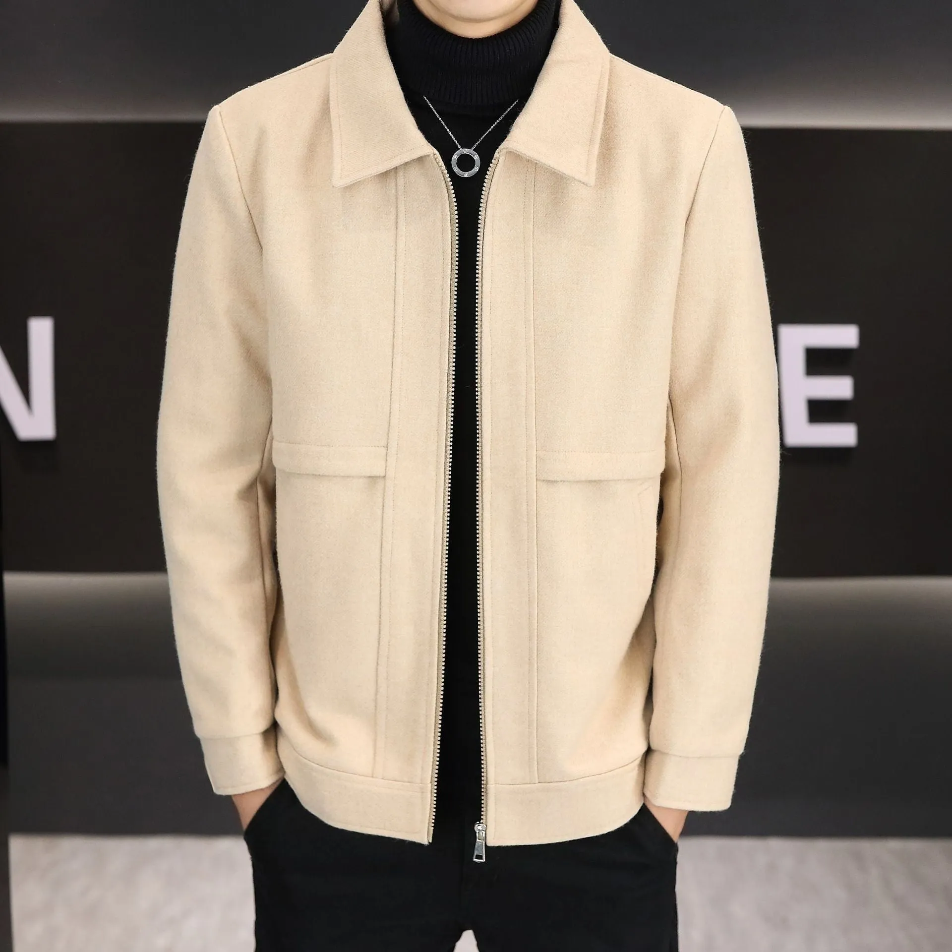 Men's khaki polo collar casual jacket with side seam pockets