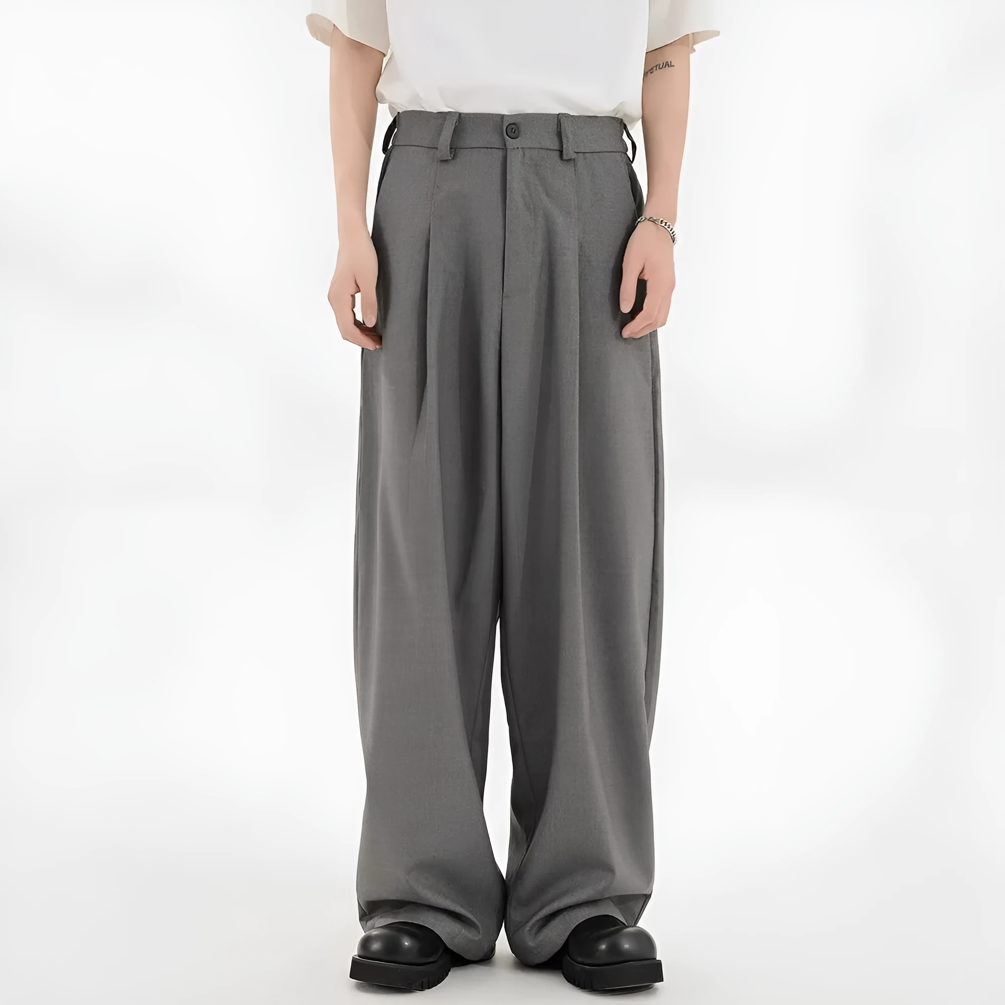 Men's straight casual trousers in black, loose fit with polyester fabric