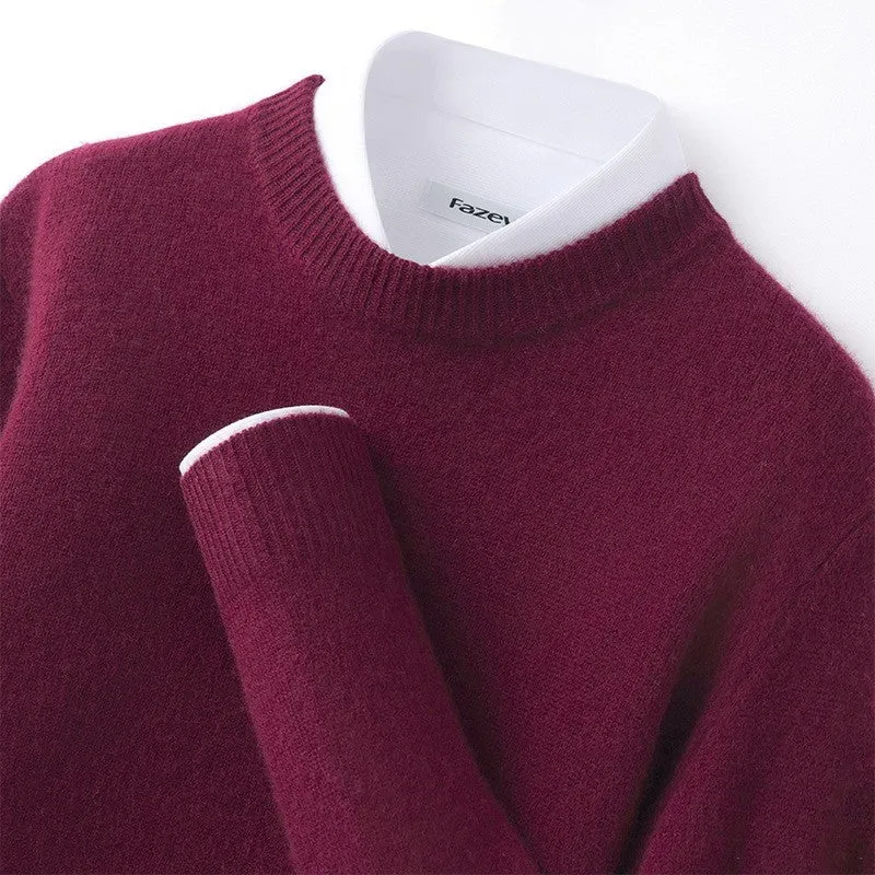 Men's round neck solid colour pullover sweater in slim fit, viscose blend, available in black