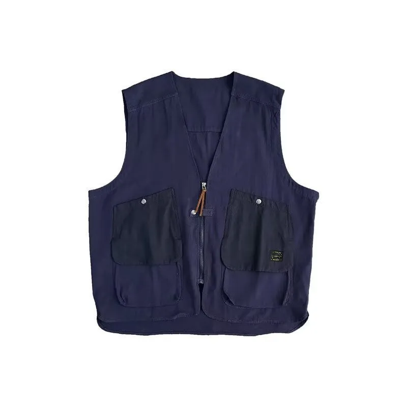 Retro multi-pocket vest men's zipper sleeveless cardigan in khaki with multiple pockets and front zipper