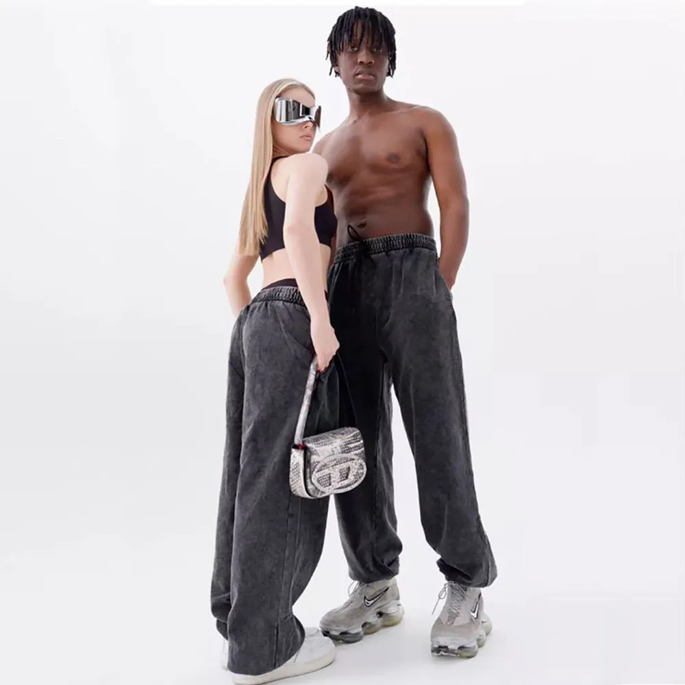 European and American men's loose hoodie pullover set with hood, long sleeves, and matching pants in a casual style
