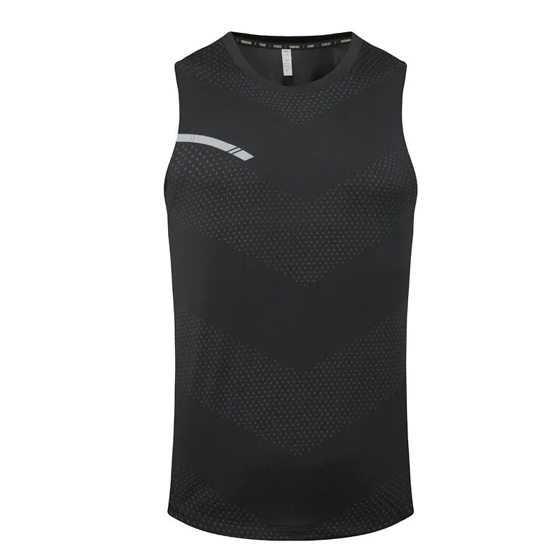 Man wearing a solid-colour quick-dry polyester sports tank top for summer outdoor activities.