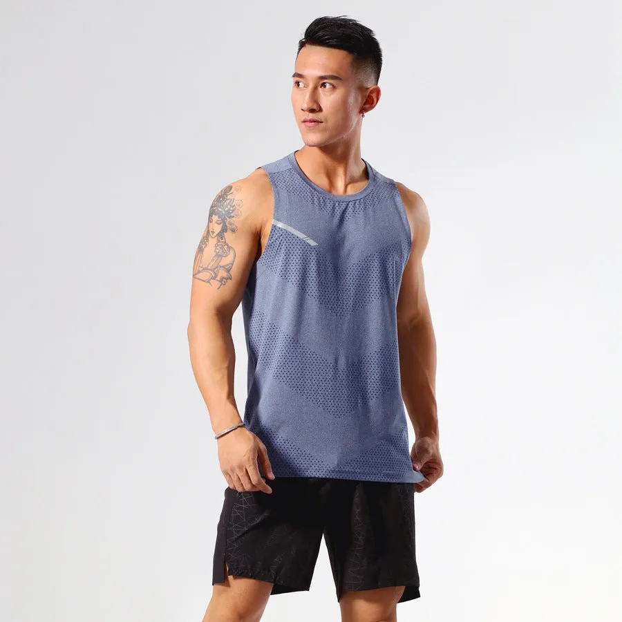 Man wearing a solid-colour quick-dry polyester sports tank top for summer outdoor activities.