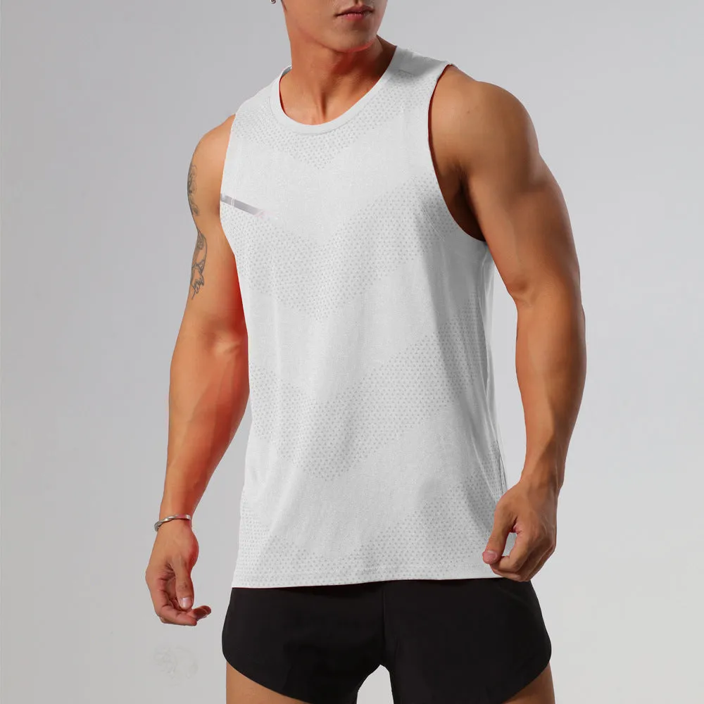 Man wearing a solid-colour quick-dry polyester sports tank top for summer outdoor activities.