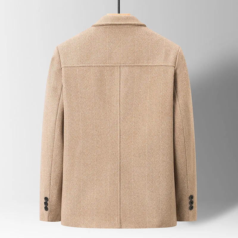 Men's slim lapel woolen jacket in gray with non-ironing finish and side patch pockets on a plain background