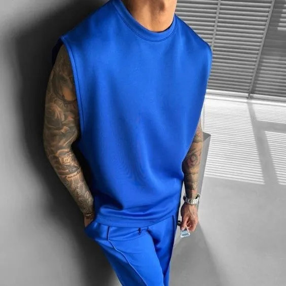 Men's two-piece suit set with trousers and vest in simple style, available in multiple colours, polyester fabric