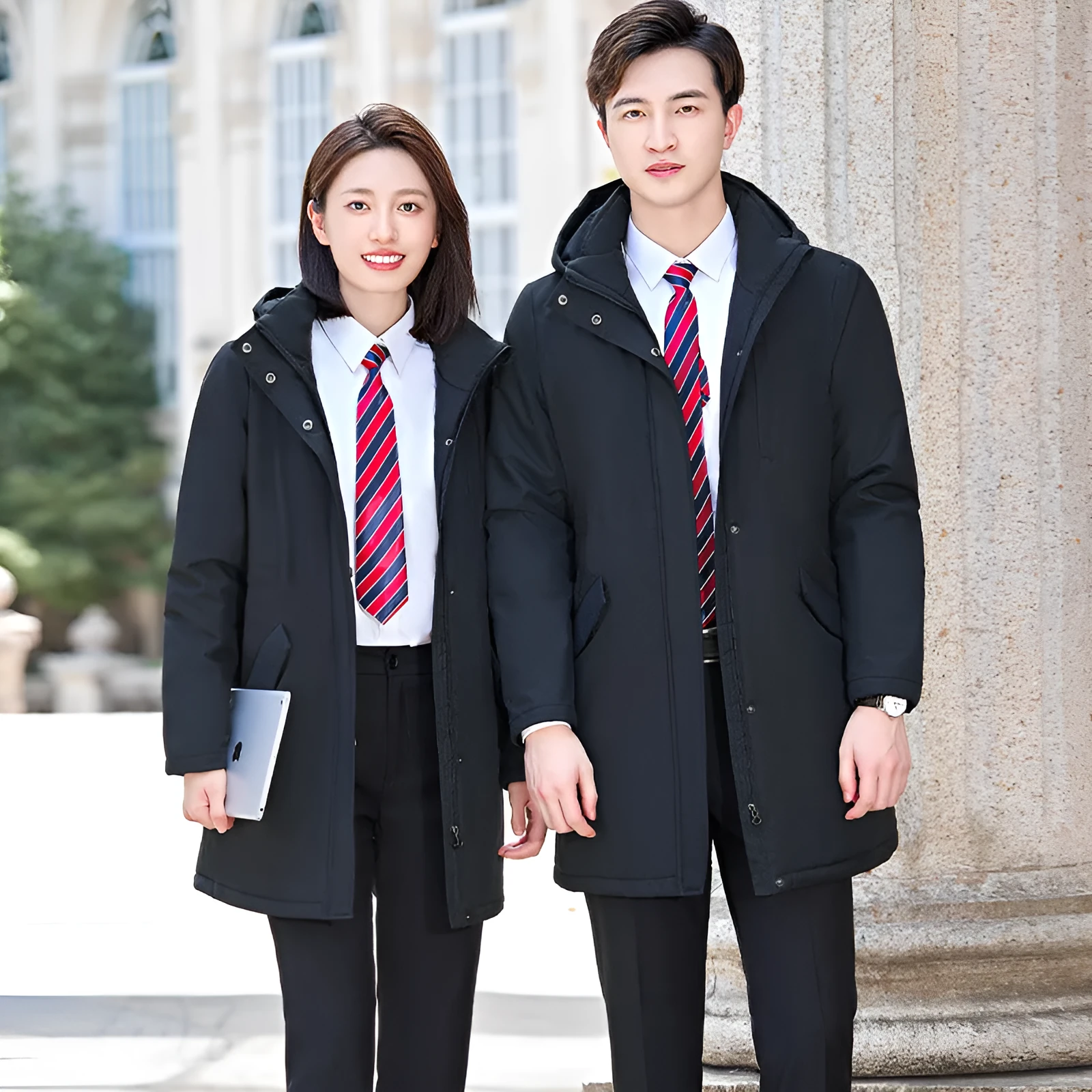 Men's and women's black thickened cotton-padded parka with cinched style and pockets, polyester fibre fabric