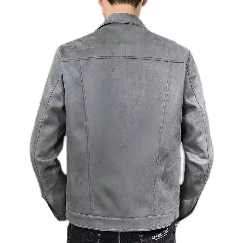 Casual solid colour loose men's top with 3D patch pocket in suede brown