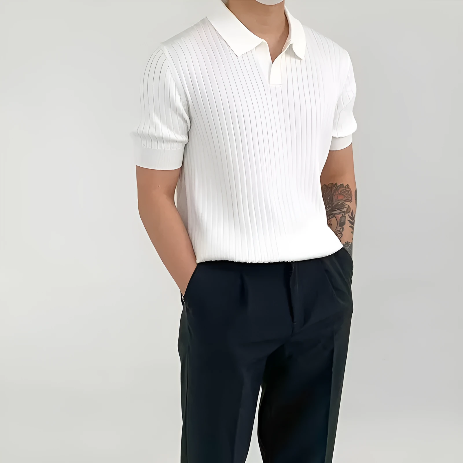 Men's cotton blend solid colour loose fit polo shirt in white with half sleeves
