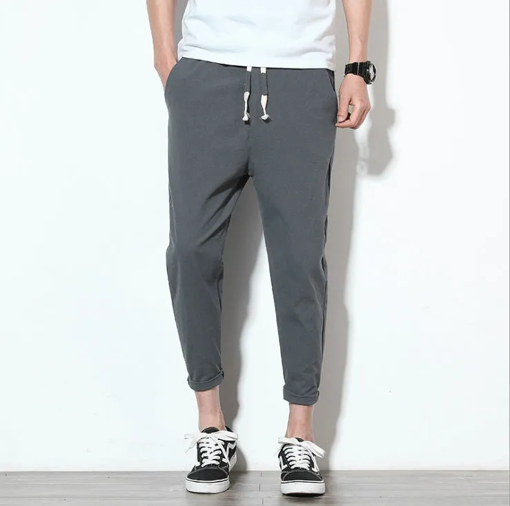 Summer men's loose fit casual trousers in cotton hemp blend with drawstring waist tapered legs nine-tenths length