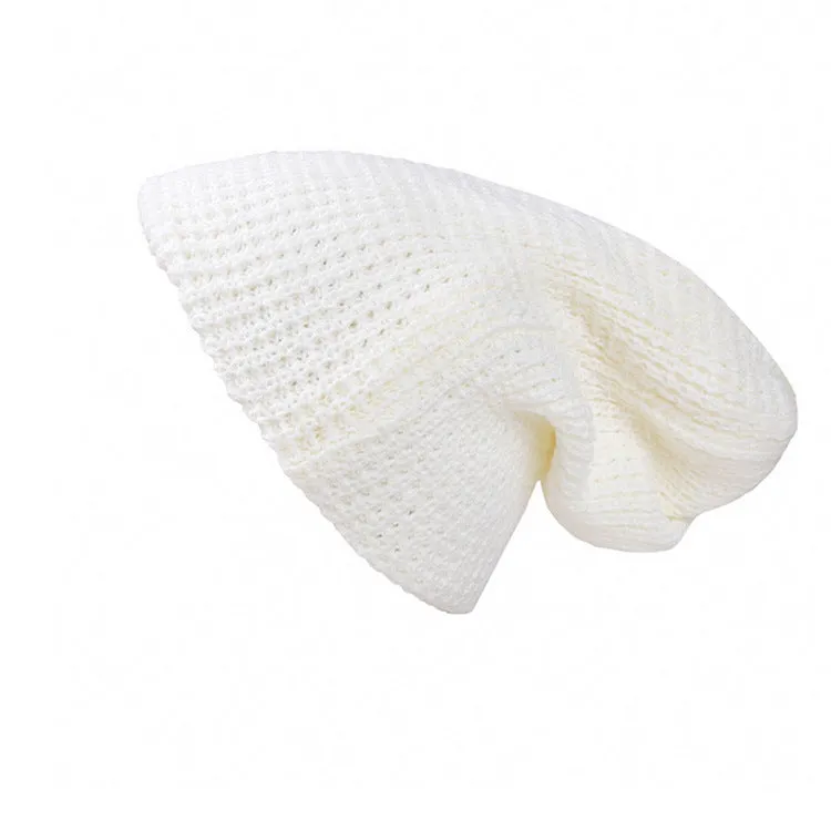 Warp-knitted wool cap with striped pattern in black, 32cm length