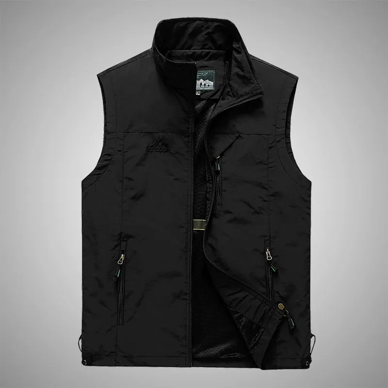 Men's cotton blend nylon outdoor leisure vest in army green with stand-up collar and zipper